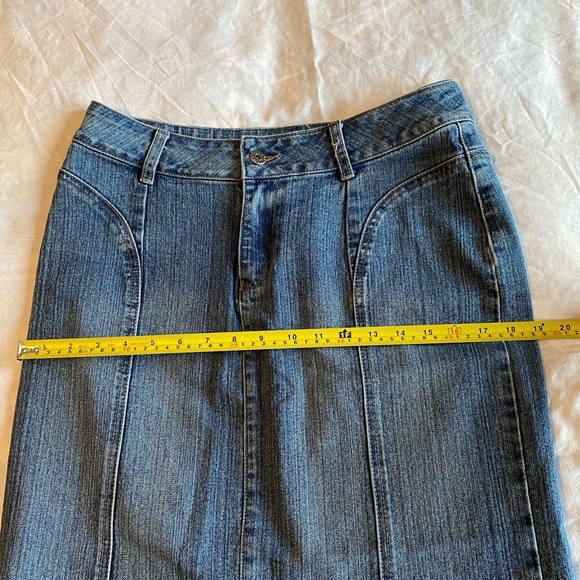 3 for $20  Stretch Denim Skirt - Picture 7 of 8